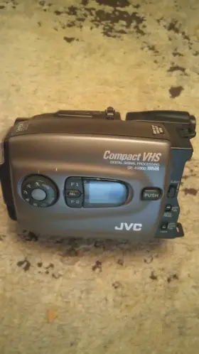 Gr-ax800 Jvc Videomovie Untested No Battery Compact Vhs Vhsc