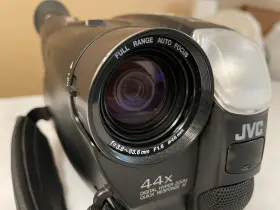 Gr-ax830u Jvc Compact Vhs Camcorder Vhc No Battery Charger Working Great #3