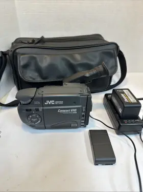 Gr-ax84 Jvc Vhs Compact Camcorder Case And Two Batteries Charger Working