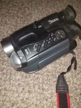 Gr-axm4ou Jvc Compact Vhs Camcorder Model #