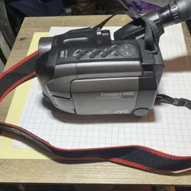Gr-axm70u Jvc Compact Vhs Handheld Camcorder