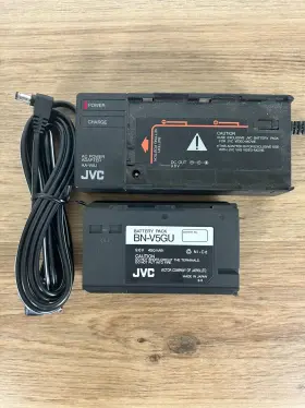 Gr-c11u Jvc Untested Auto Focus Video Movie Vhsc Camcorder - Battery And Charger #2