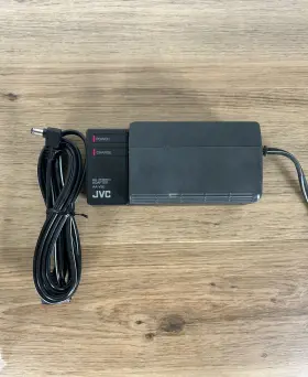 Gr-c11u Jvc Untested Auto Focus Video Movie Vhsc Camcorder - Battery And Charger #3