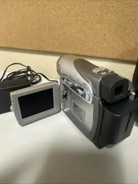 Gr-d244u Jvc Silver Digital Minidv Camcorder 22x Optical Zoom Tested Works #3