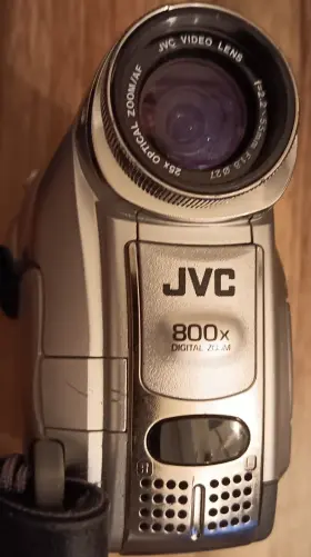 Gr-d270us Jvc Gr-d270 Camcorder - Silver Needs Battery And Charging Cord Tested Works