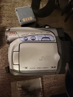 Gr-d295u Jvc Read Super Vhs Camcorder Bundle Tapes Bag Charger Batteries Remote #2