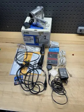 Gr-d350us Jvc Gr-d350 Camcorder - Silver Tested Working With Box Inserts Tapes Cap Charger