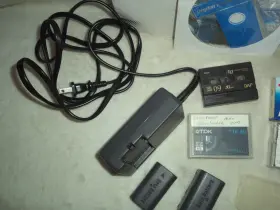 Gr-d77ou Jvc Digital Video Camera Camcorder Bundle As Is See Description #2