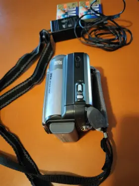 Gr-d870u Jvc Gr-d870 Camcorder - Silver #3