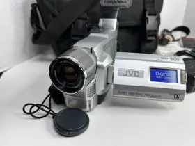Gr-dvl315u Jvc Digital Video Camera Minidv Camcorder With Night Mode Full Bundle #2