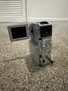 Gr-dvp7u Jvc Gr-dvp7e Minidv Camcorder Untested #2
