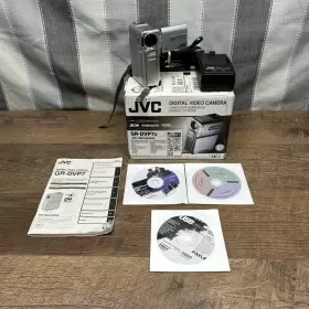 Gr-dvp7u Jvc Minidv Camcorder Original Box-charger-for Parts- No Battery
