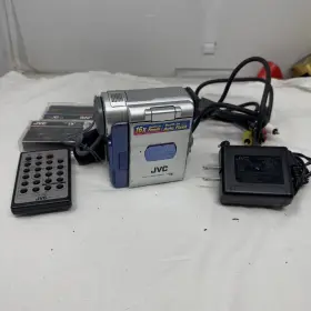 Gr-dx75u Jvc Minidv Digital Video Camera Player With Charger Cords Remote