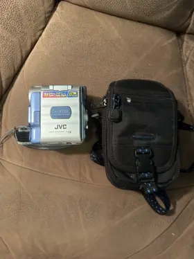 Gr-dx95u Jvc Digital Minidv Camcorder Untested