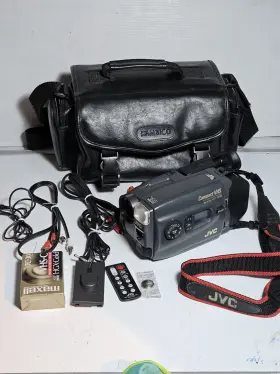 Gr-hf705u Jvc Rare Gr-hf 705u Camcorder Complete In Working Condition Mint #2