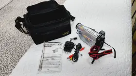 Gr-sxm161 Jvc Compact Vhs-c Vhs 700x Digital Zoom Camcorder