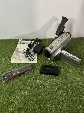 Gr-sxm260 Jvc Sxm260 Camcorder - Silver Compact Vhs Camcorder. Tested And Working