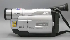 Gr-sxm745 Jvc Super Vhs Video Camcorder Bundle Works