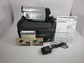 Gr-sxm750u Jvc Compact Super Vhs Camcorder 600x Digital Zoom Tested With Bag