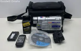 Gr-sxm930u Jvc Compact Vhs Camcorder Power Tested Read Description