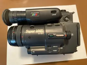 Gr-sz1 Jvc Super Vhs Camcorder 22x Max Zoom Parts Only