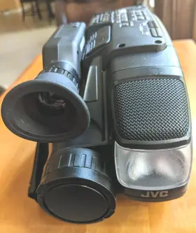 Gr-ax75 Jvc Grax75 Working Compact Vhs-c Camcorder In Excellent Cosmetic Condition #3