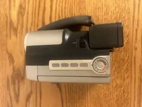 Gr-dvl9000u Jvc Grdvl9000u Mini Dv Digital Video Camera Camcorder With Battery Charger #3