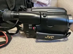 Gr-ax210u Jvc Gx-ax210u Vhs Vhs-c Camcorder Model With Case Tested Works Vintage Video Camera #3