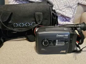 Gr-ax210u Jvc Gx-ax210u Vhs Vhs-c Camcorder Model With Case Tested Works Vintage Video Camera