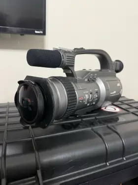 Gy-dv300 Jvc Handycam With Fisheye Lens