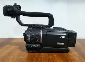 Gy-hd100u Jvc 3ccd Pro Hd Mini Dv And Sd Professional Camcorder Power Tested