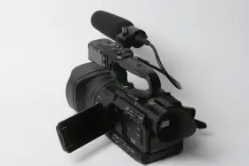 Gy-hm200u Jvc 4kcam Compact Handheld Streaming Camcorder Cg001h6 382h Damaged #2