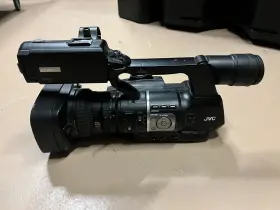 Gy-hm620 Jvc Prohd Camera - Used Does Not Include Battery Or Charger
