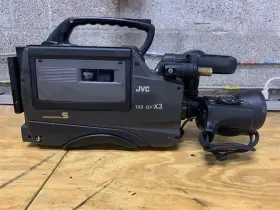 Gy-x3u Jvc 3-ccd Camera Recorder