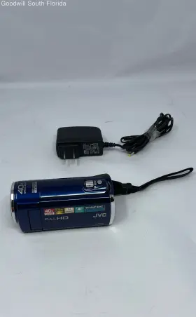 Gz-e10au Jvc Model Everio Digital Camera With Charger Needs Battery
