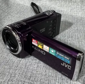 Gz-e10aus Jvc Gz-e10vu Full Hd Avchd Camcorder With Charger And Memory Card