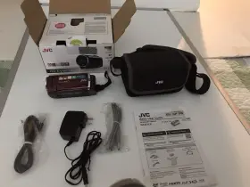 Gz-e10rus Jvc Hd Everio Gz-e10ru 1080p Handheld Camcorder - Maroon In Good Condition