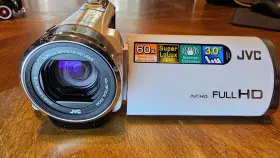 Gz-e300wu Jvc Gz-e300wu- Full Hd- 8.3mp Still Images- 40x Optical - 3 Inch Touch- Awesome #2