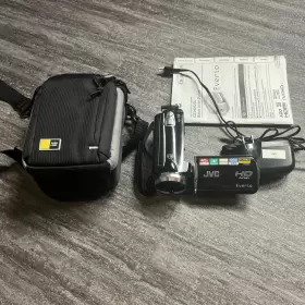 Gz-hd520u Jvc Everio 120gb Hard Disk Drive 16gb Hd Camcorder 1080p 40x Tested