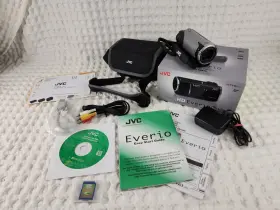 Gz-hm30rus Jvc New Gz-hm30 Camcorder Hd Everio Near Mint Euc Barely Used Black