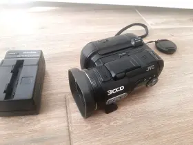 Gz-mc500e Jvc Camcorder Compact Flash W Cards #2