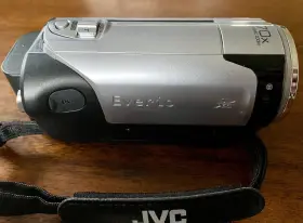 Gz-ms150su Jvc Everio 70x Digital Camcorder Model Battery Charger 4gb Sd Card #2