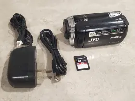 Gz-hm320bu Jvc Gzhm320bu Camcorder Video Camera Dual Memory Ais With Battery Power Adapter