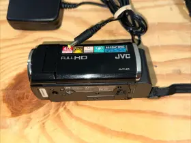 Gz-hm40bu Jvc Gzhm40 Everio Camcorder With Charger Bag And Memory #3