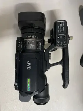 Jvc-gyhm100u Jvc Jvc-gy100 Multi Camera Package #3