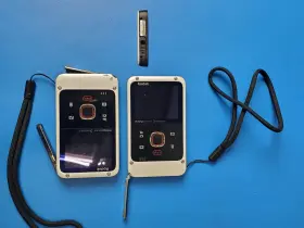 8282717 Kodak Lot Of 2 Ze2 Video Camera Full 1080p - Broken
