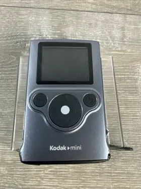 8318867 Kodak Zm1 Waterproof Mini Digital Video Camera Gray Tested Working 2gb Sd #2