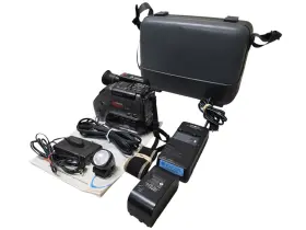 C-618 Konica Minolta Master Vhs-c Video Camera With Case Tested