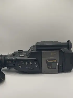 Kd-m710 Kyocera Finemovie 8 8mm Camcorder Video Camera Untested Parts/repair