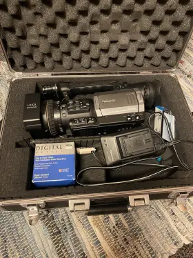 X100a Leica Dicomar Ag-dv Wide Angle Lens Carrying Case Charger And Cassette